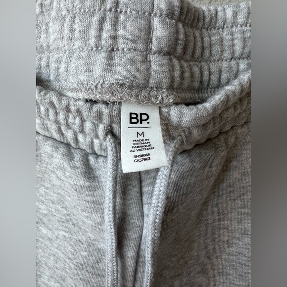 BP Light Gray Sweatpants Size Medium - Picture 6 of 6
